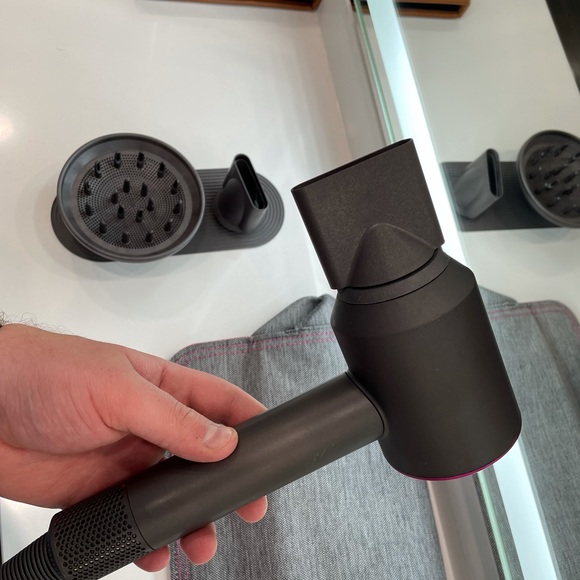 Dyson with Attachments- - Picture 2 of 7